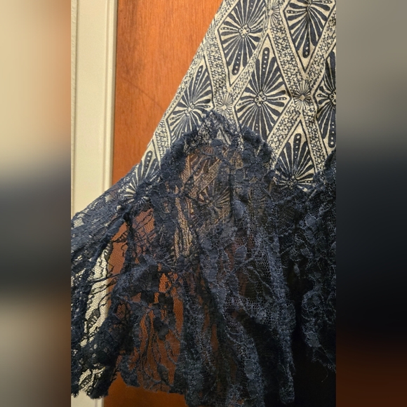 HOST POCK!🎉Free People BEAUTIFUL sapphire lace sheer racerback camisole szXS/TP - Picture 3 of 8